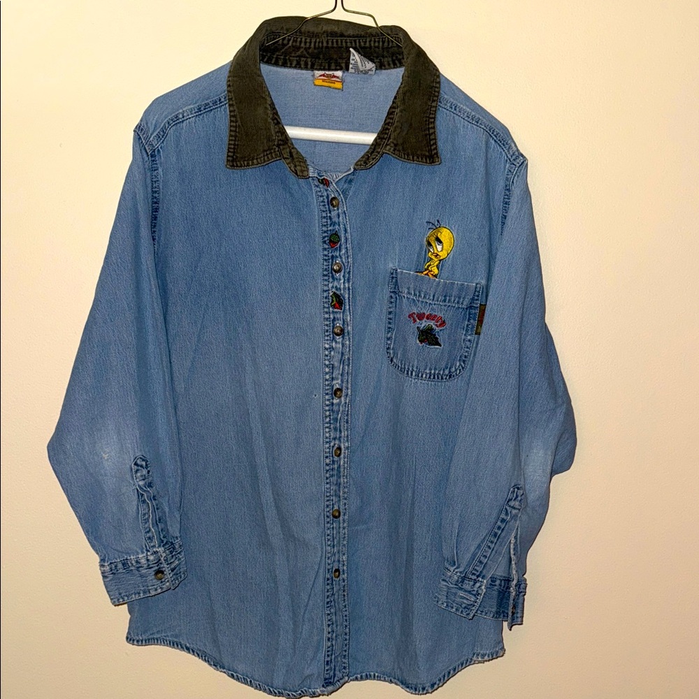 Vintage 90s Tweety Bird WarnerBros. Looney Tunes Denim Shirt